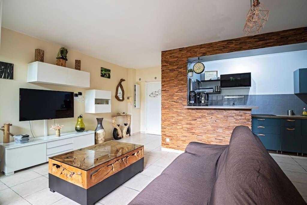 Apartment L'odyssee, Appt 4 Pers, Parking Prive, Wifi *